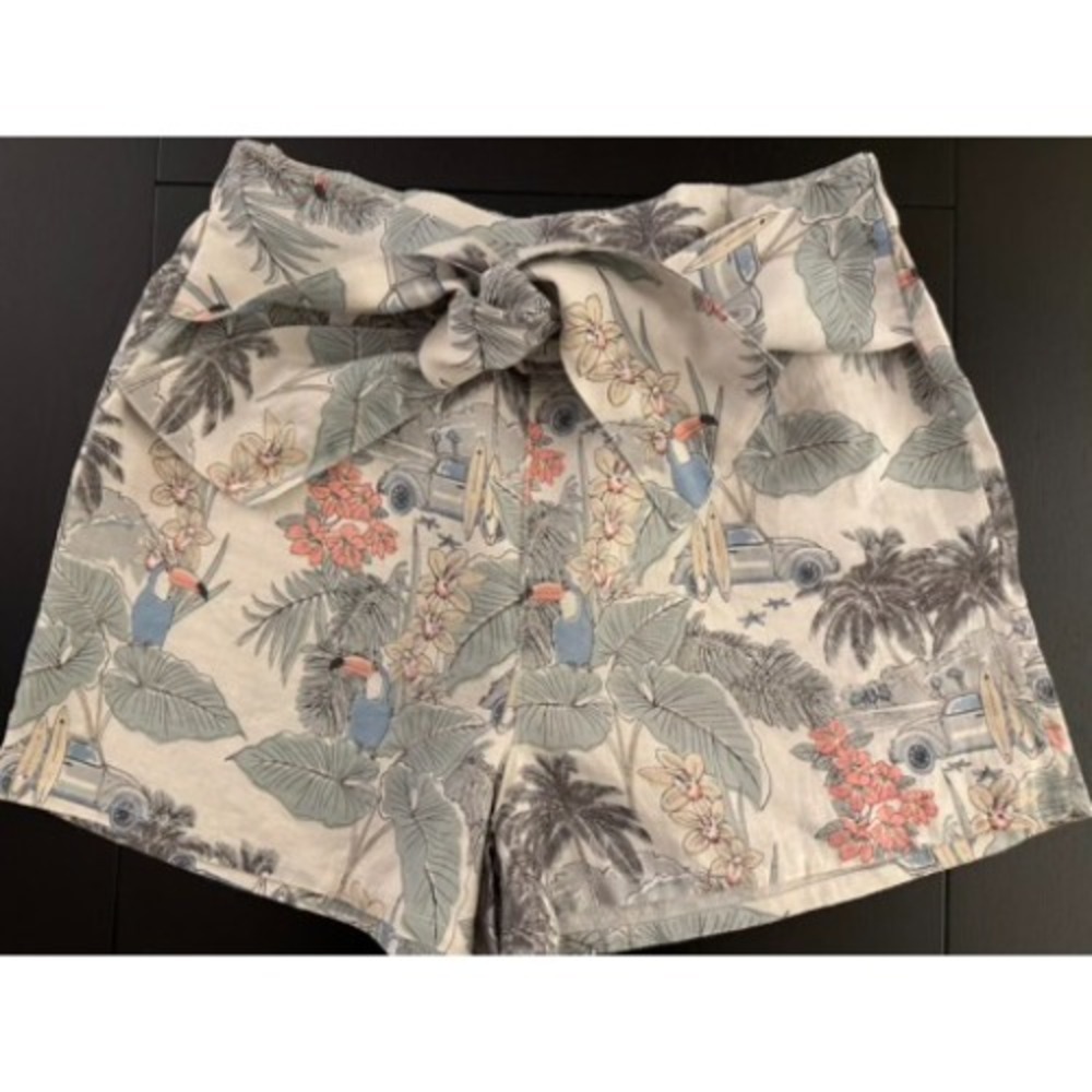 C&C California 100% Linen Paperbag Short Women L Coastal Cali Beachy Relaxed Fit